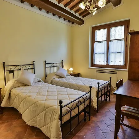 Borgo Poggiardelli 4*