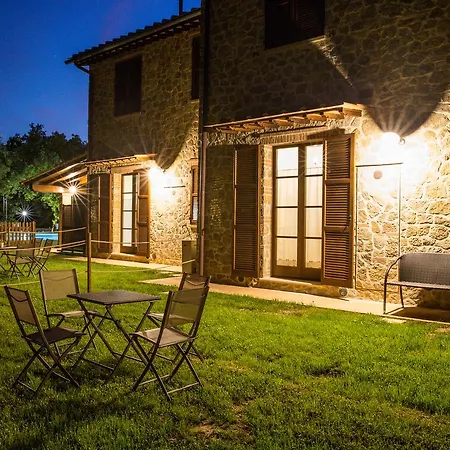 Borgo Poggiardelli 4*