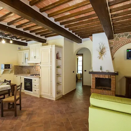 Borgo Poggiardelli * Montepulciano Stazione