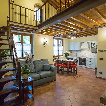 Borgo Poggiardelli Aparthotel Montepulciano Stazione