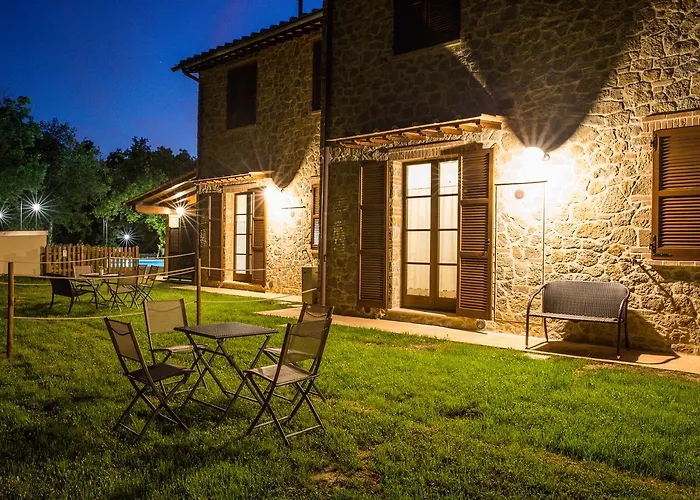 Borgo Poggiardelli 4*
